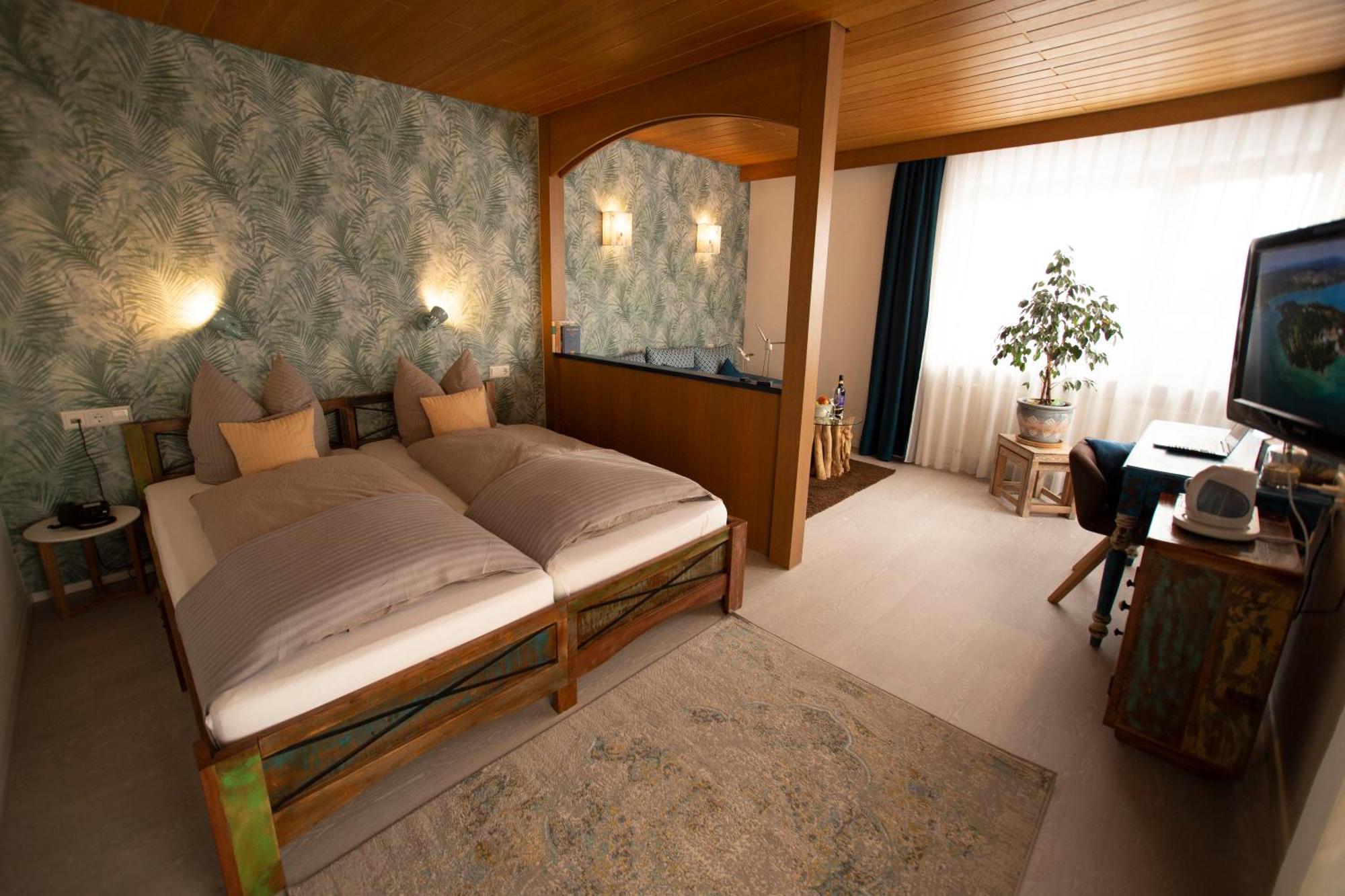 Haus Rose Bed & Breakfast Allensbach Exterior photo
