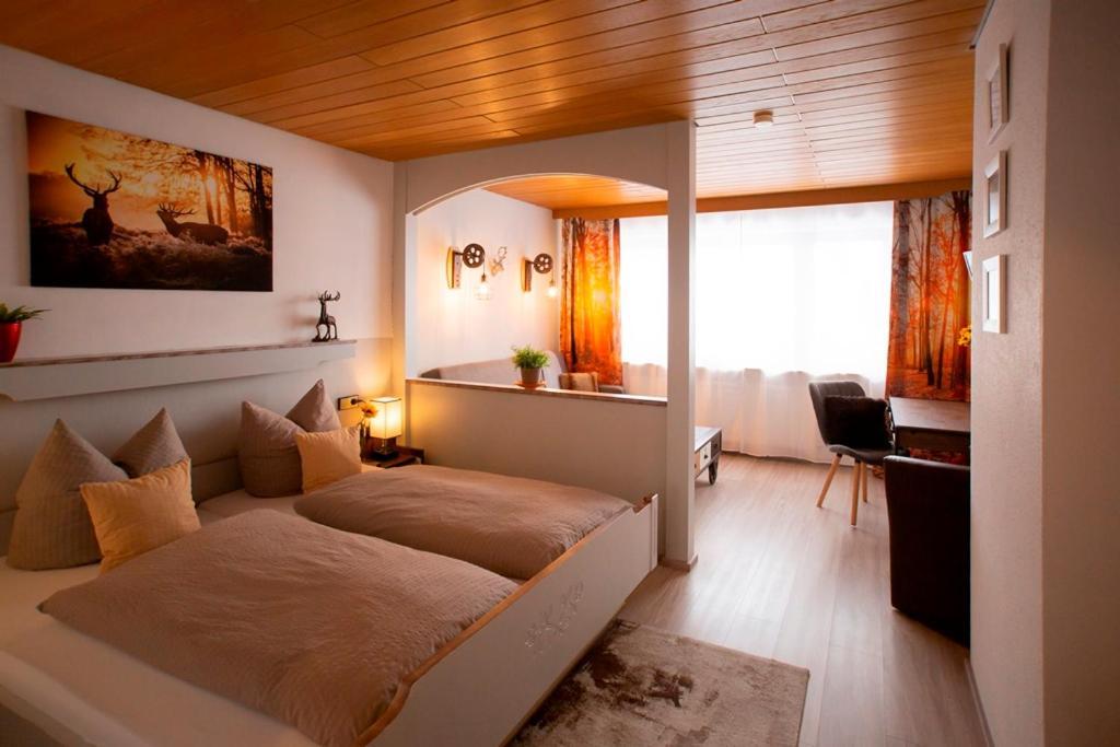 Haus Rose Bed & Breakfast Allensbach Exterior photo